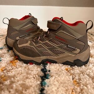 Merell waterproof boots size 12 kids